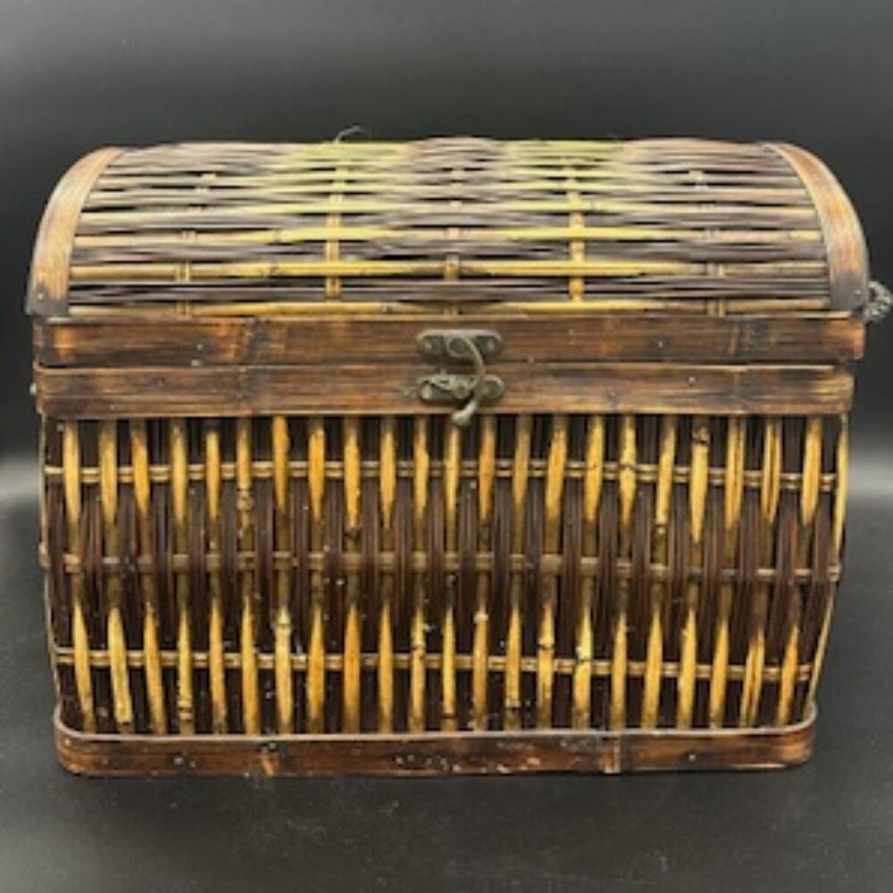 Wood and Rattan Woven Storage Chest w/ Hinged Lid, 2 Side Handles & Closure